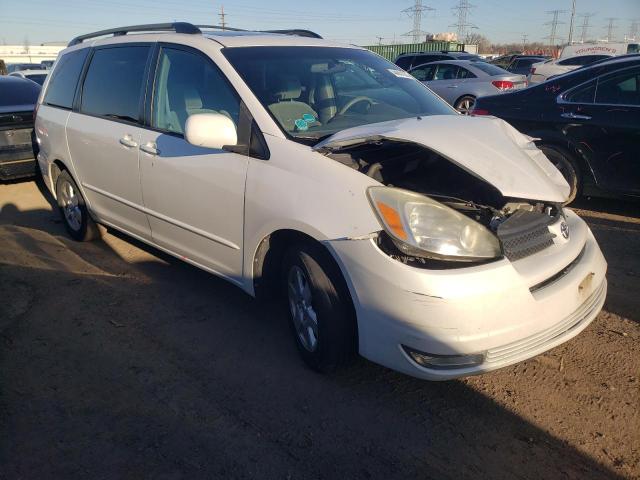 5TDZA22C35S239957 - 2005 TOYOTA SIENNA XLE WHITE photo 4