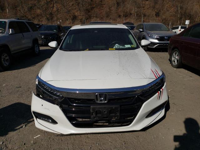 1HGCV1F95JA042428 - 2018 HONDA ACCORD TOURING WHITE photo 5