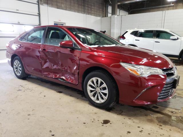 4T1BF1FK4GU506662 - 2016 TOYOTA CAMRY LE RED photo 4