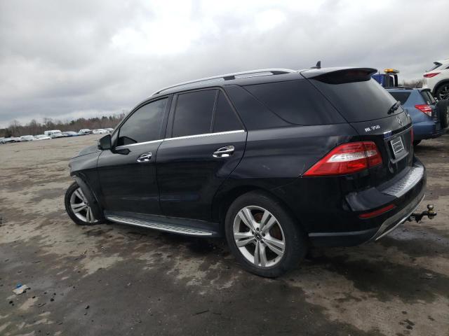 4JGDA5HB3FA556870 - 2015 MERCEDES-BENZ ML 350 4MATIC BLACK photo 2