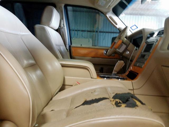 5LMFU27567LJ07034 - 2007 LINCOLN NAVIGATOR თეთრი ფოტო 5