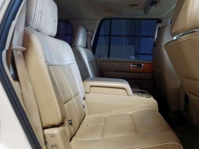5LMFU27567LJ07034 - 2007 LINCOLN NAVIGATOR თეთრი ფოტო 6