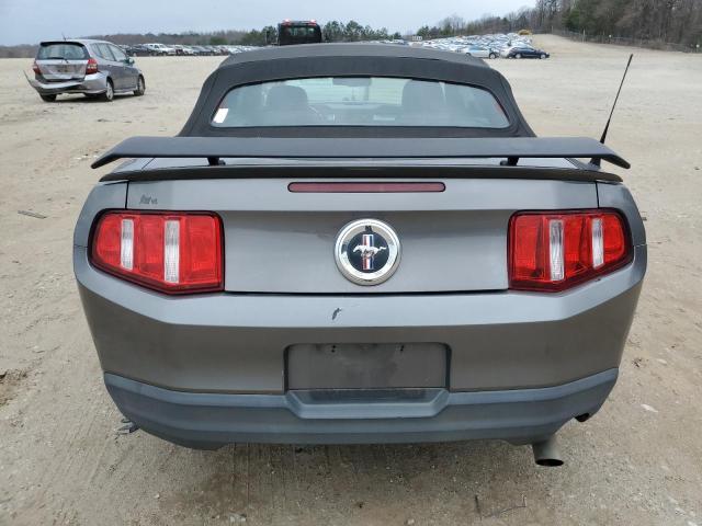 1ZVBP8EN6A5167245 - 2010 FORD MUSTANG GRAY photo 6