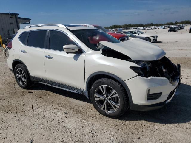 JN8AT2MV7KW402454 - 2019 NISSAN ROGUE S WHITE photo 4