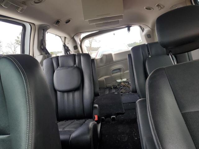 2C4RC1CGXGR283648 - 2016 CHRYSLER TOWN & COU TOURING L WHITE photo 10