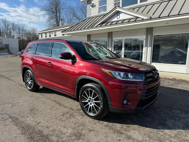 2017 TOYOTA HIGHLANDER SE, 