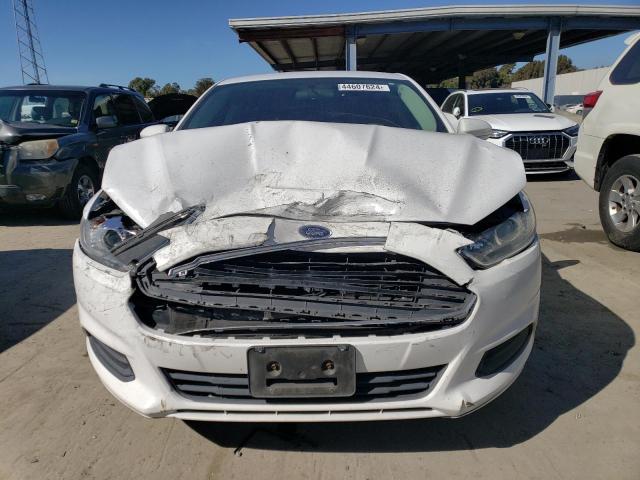 1FA6P0HD6G5131756 - 2016 FORD FUSION SE WHITE photo 5