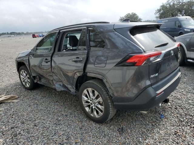 2T3C1RFV3LW078564 - 2020 TOYOTA RAV4 XLE PREMIUM GRAY photo 2