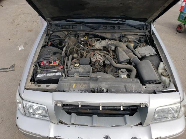 2MEFM75V58X656735 - 2008 MERCURY GRAND MARQ LS SILVER photo 11