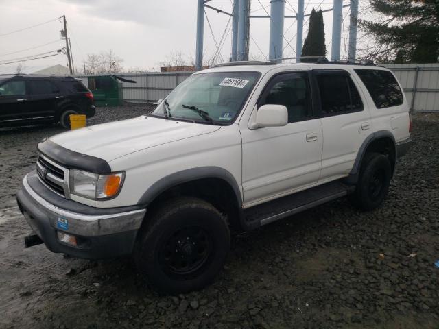 1999 TOYOTA 4RUNNER SR5, 