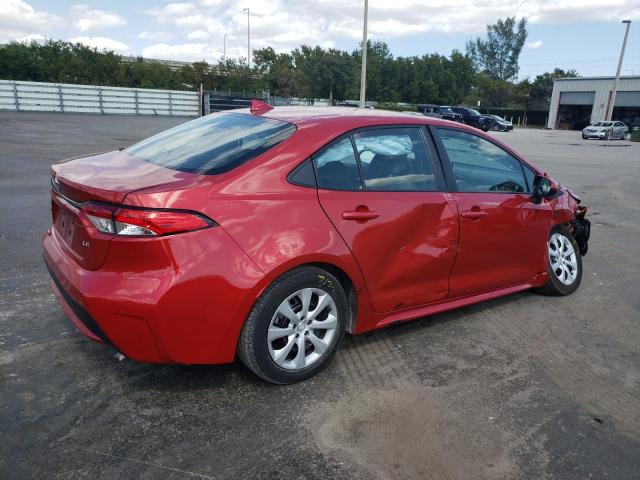 5YFEPMAE4MP248881 - 2021 TOYOTA COROLLA LE RED photo 3