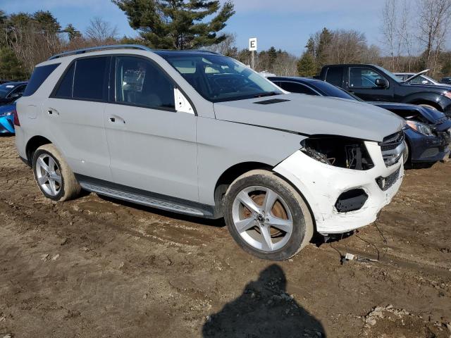 4JGDA5HB3JB010749 - 2018 MERCEDES-BENZ GLE 350 4MATIC WHITE photo 4