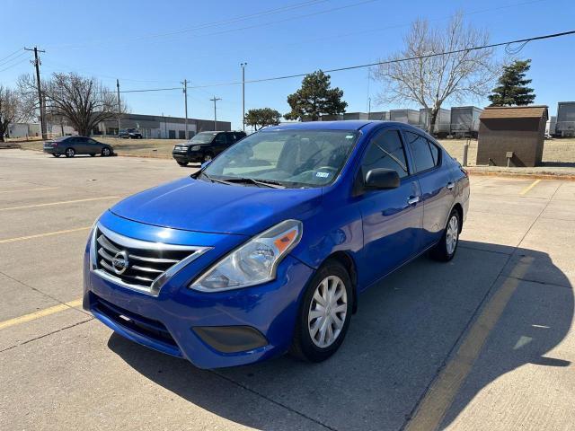 3N1CN7APXHL865675 - 2017 NISSAN VERSA S BLUE photo 2