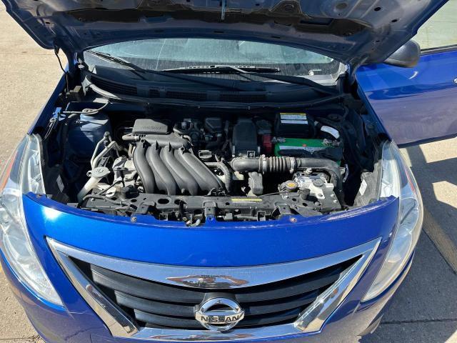 3N1CN7APXHL865675 - 2017 NISSAN VERSA S BLUE photo 7