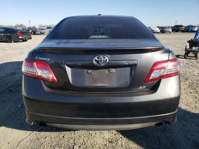 4T1BF3EK0AU090968 - 2010 TOYOTA CAMRY BASE GRAY photo 6