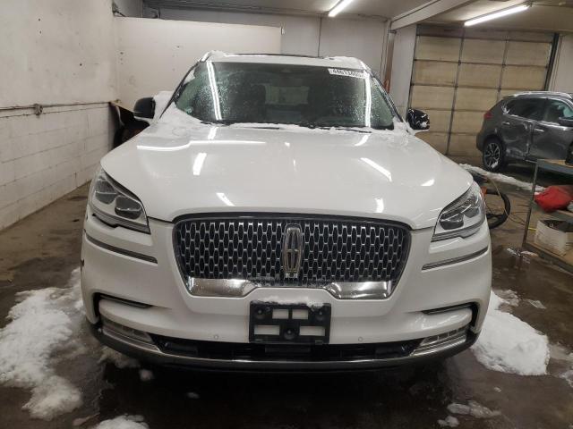 5LM5J7XC1LGL20248 - 2020 LINCOLN AVIATOR RESERVE WHITE photo 5