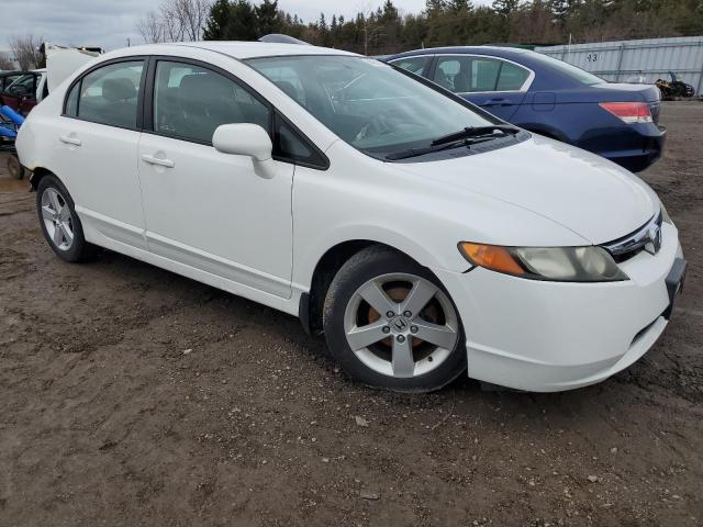 2HGFA16598H114507 - 2008 HONDA CIVIC LX WHITE photo 4