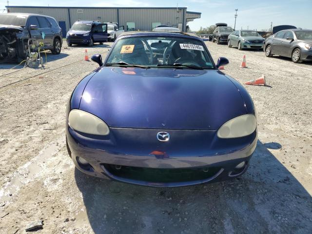 JM1NB353X30306261 - 2003 MAZDA MX-5 MIATA BASE BLUE photo 5