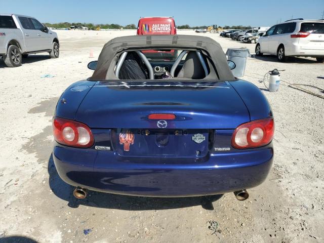 JM1NB353X30306261 - 2003 MAZDA MX-5 MIATA BASE BLUE photo 6
