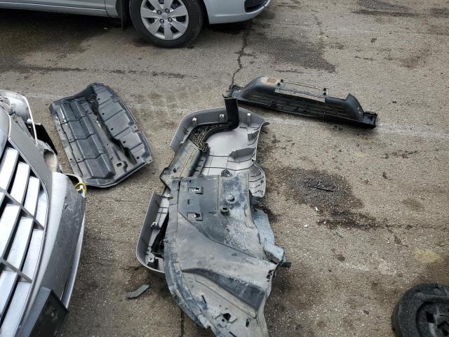 5TDBK3EH9BS073631 - 2011 TOYOTA HIGHLANDER BASE SILVER photo 13