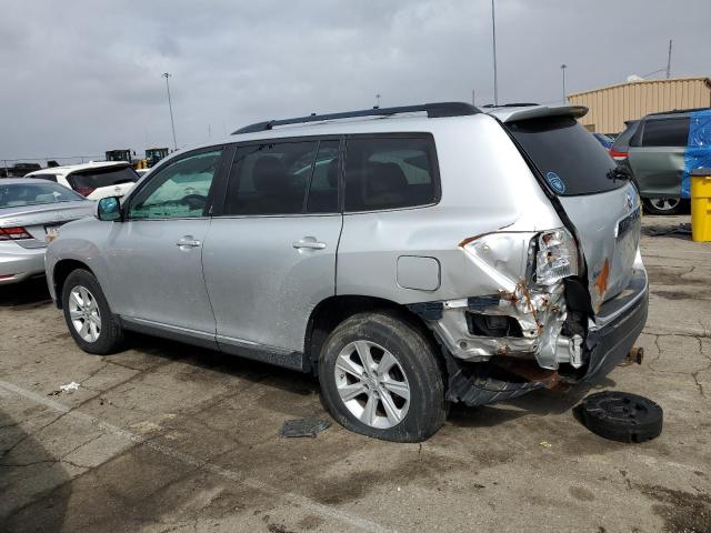 5TDBK3EH9BS073631 - 2011 TOYOTA HIGHLANDER BASE Argent photo 2