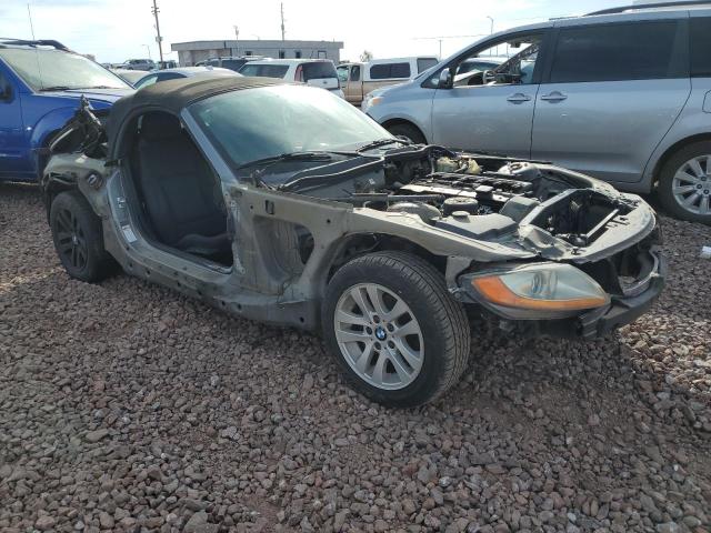 4USBT33443LR66588 - 2003 BMW Z4 2.5 GRAY photo 4