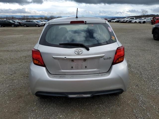 VNKKTUD32FA043552 - 2015 TOYOTA YARIS SILVER photo 6