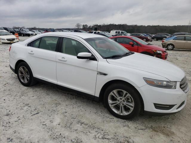 1FAHP2E86DG168415 - 2013 FORD TAURUS SEL WHITE photo 4