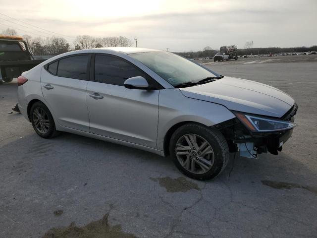 5NPD84LF7KH411127 - 2019 HYUNDAI ELANTRA SEL SILVER photo 4