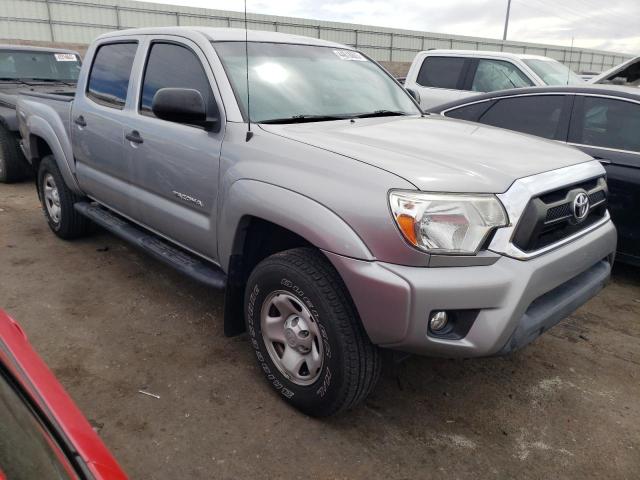 3TMJU4GN5FM192443 - 2015 TOYOTA TACOMA DOUBLE CAB PRERUNNER SILVER photo 4