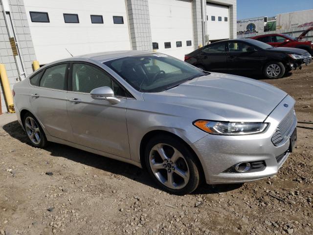 3FA6P0HD3GR172987 - 2016 FORD FUSION SE SILVER photo 4