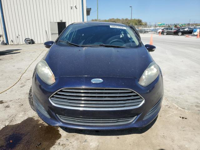 3FADP4EE4GM184588 - 2016 FORD FIESTA SE BLUE photo 5