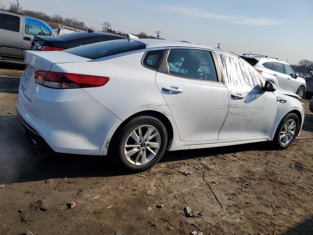 5XXGT4L30JG235016 - 2018 KIA OPTIMA LX WHITE photo 3