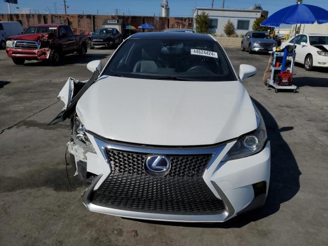 JTHKD5BH3F2230253 - 2015 LEXUS CT 200 WHITE photo 5