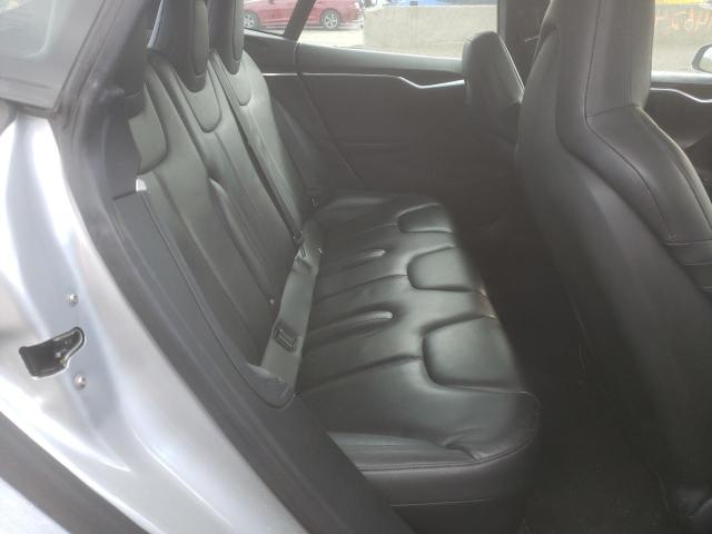 5YJSA1E29GF122602 - 2016 TESLA MODEL S ვერცხლისფერი ფოტო 10