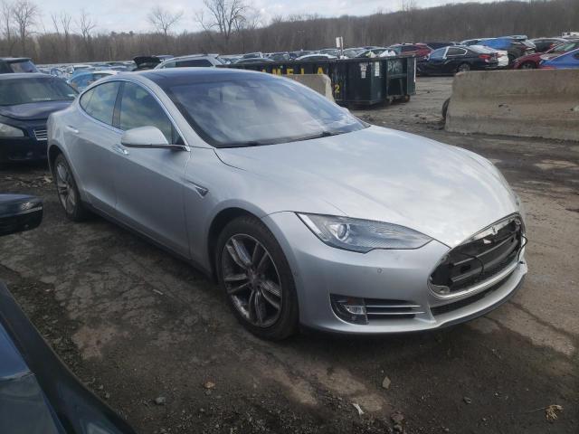 5YJSA1E29GF122602 - 2016 TESLA MODEL S SILVER photo 4