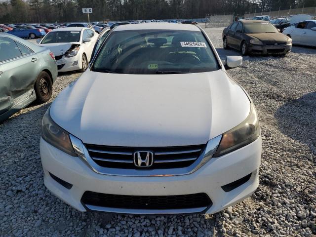 1HGCR2F33FA235190 - 2015 HONDA ACCORD LX WHITE photo 5