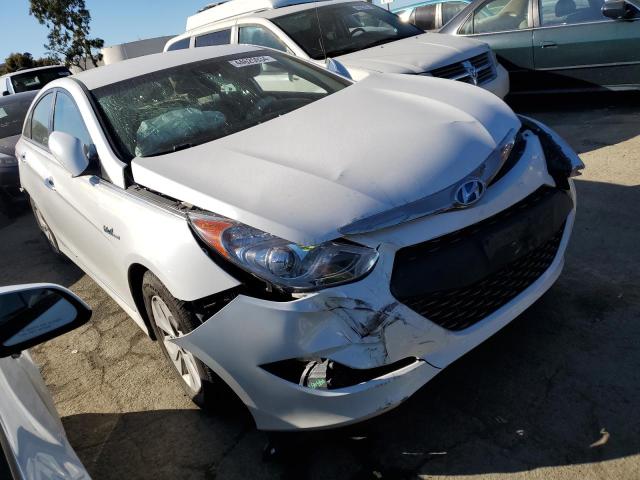 KMHEC4A40FA135676 - 2015 HYUNDAI SONATA HYBRID WHITE photo 4