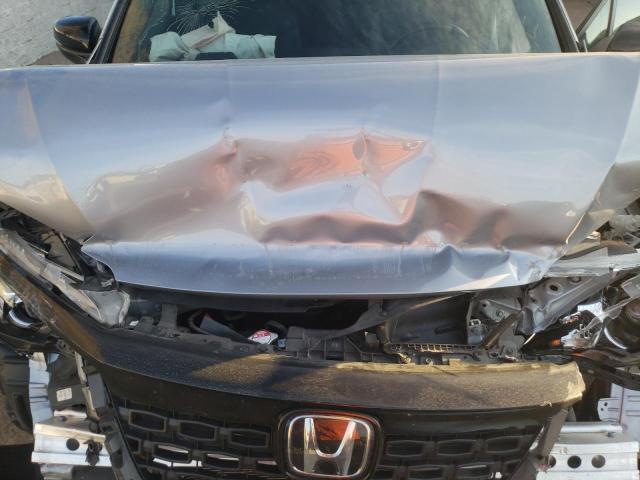 5FNYF7H56MB013952 - 2021 HONDA PASSPORT EXL SILVER photo 11