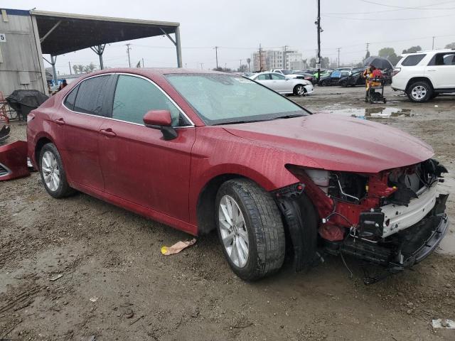 4T1C11AK2NU054430 - 2022 TOYOTA CAMRY LE RED photo 4