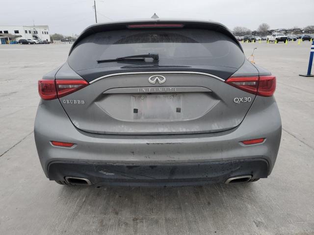 SJKCH5CP5JA054270 - 2018 INFINITI QX30 BASE Grau Foto 6