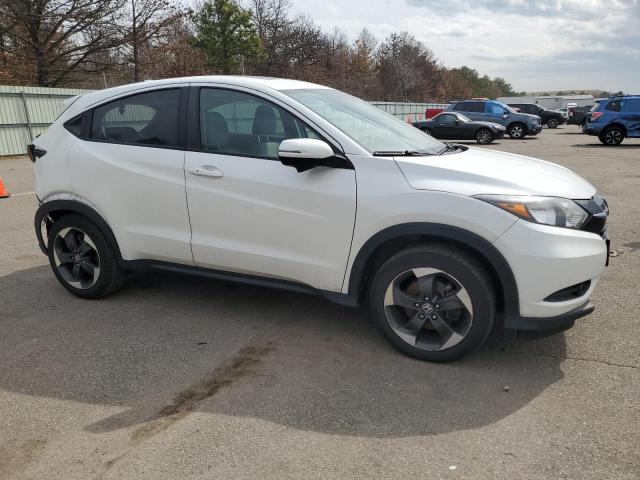 3CZRU6H51JM731902 - 2018 HONDA HR-V EX WHITE photo 4