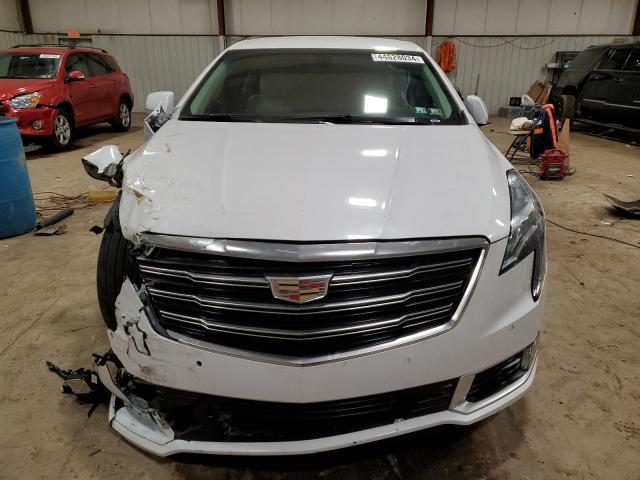 2G61M5S37J9131899 - 2018 CADILLAC XTS LUXURY WHITE photo 5