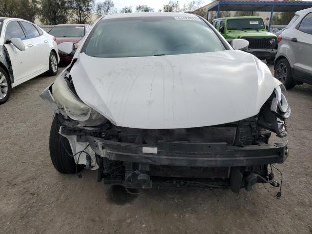 5NPDH4AE1FH582410 - 2015 HYUNDAI ELANTRA SE SILVER photo 5