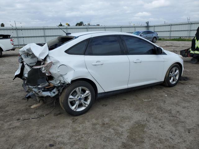 1FADP3F2XDL244983 - 2013 FORD FOCUS SE WHITE photo 3
