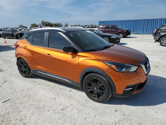 3N1CP5CU2KL480863 - 2019 NISSAN KICKS S ORANGE photo 4