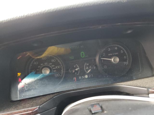 2LNBL8EV7BX753463 - 2011 LINCOLN TOWN CAR EXECUTIVE L BLACK photo 9