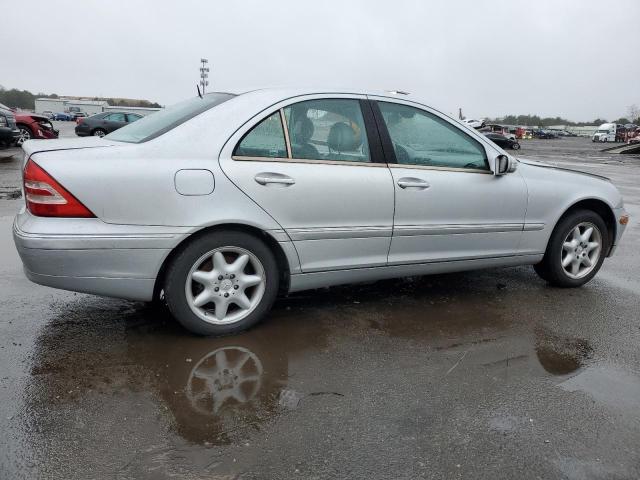 WDBRF61J81F050917 - 2001 MERCEDES-BENZ C 240 SILVER photo 3