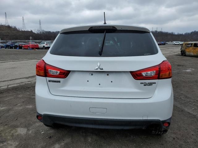 4A4AR3AU3EE030688 - 2014 MITSUBISHI OUTLANDER ES WHITE photo 6