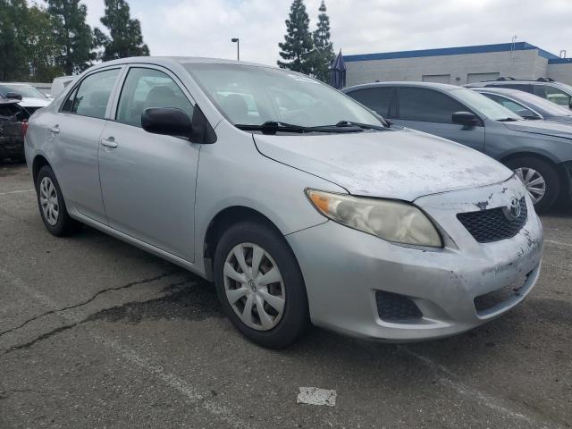 1NXBU40E19Z044946 - 2009 TOYOTA COROLLA BASE SILVER photo 4